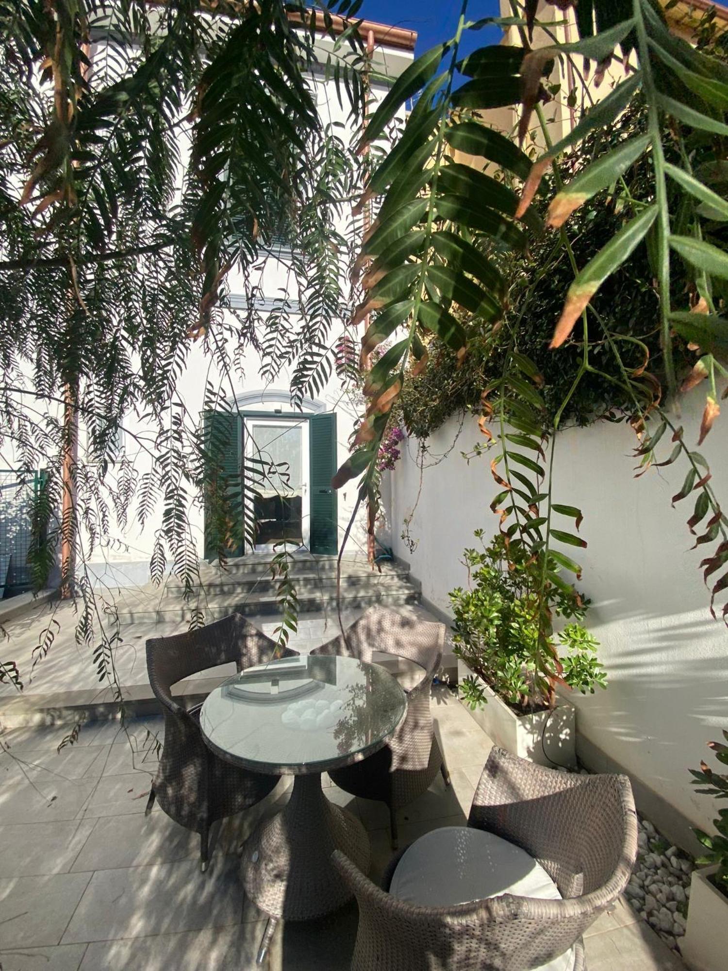 Villa La Lanterna Sul Mare Livorno Exterior foto